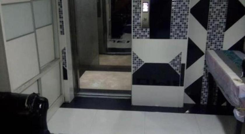 Serdang Business Hotel Seri Kembangan Exterior photo