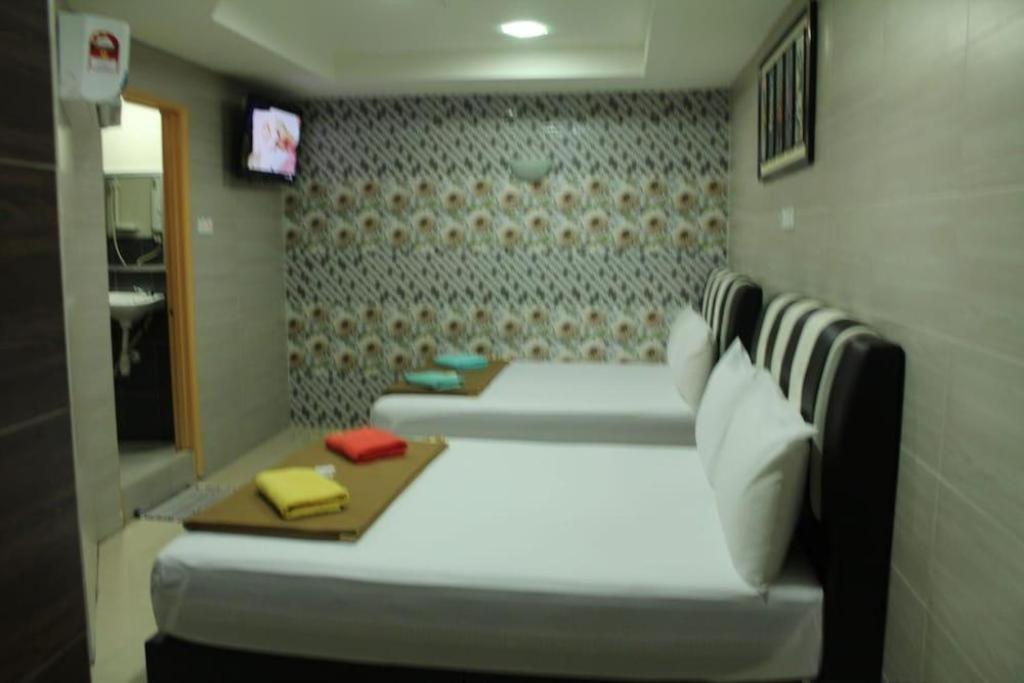 Serdang Business Hotel Seri Kembangan Exterior photo