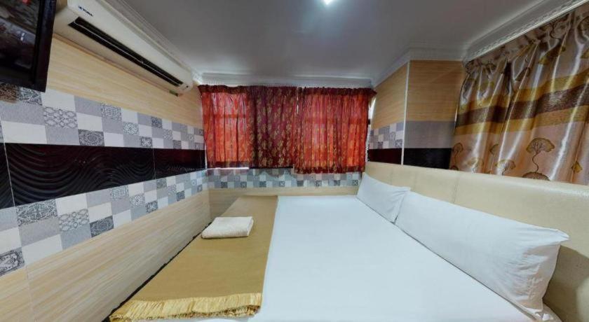 Serdang Business Hotel Seri Kembangan Exterior photo
